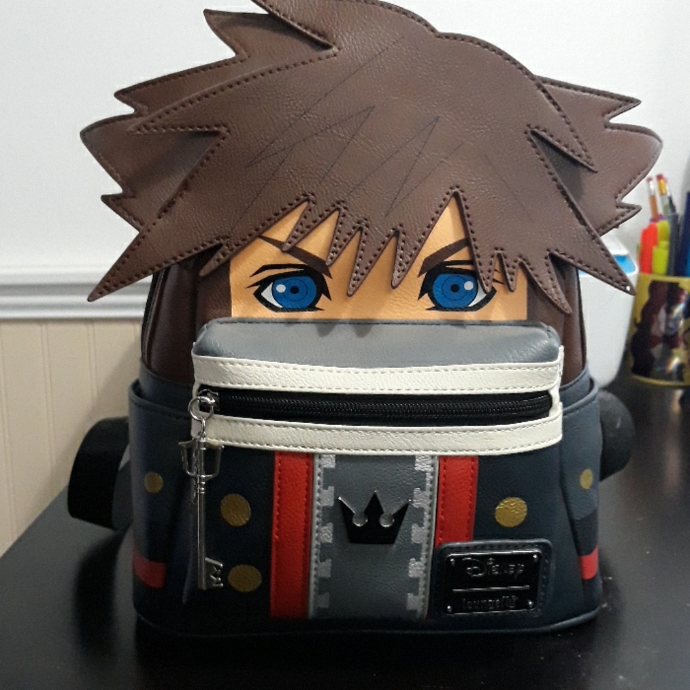 Loungefly. Kingdom Hearts Sora mini backpack
